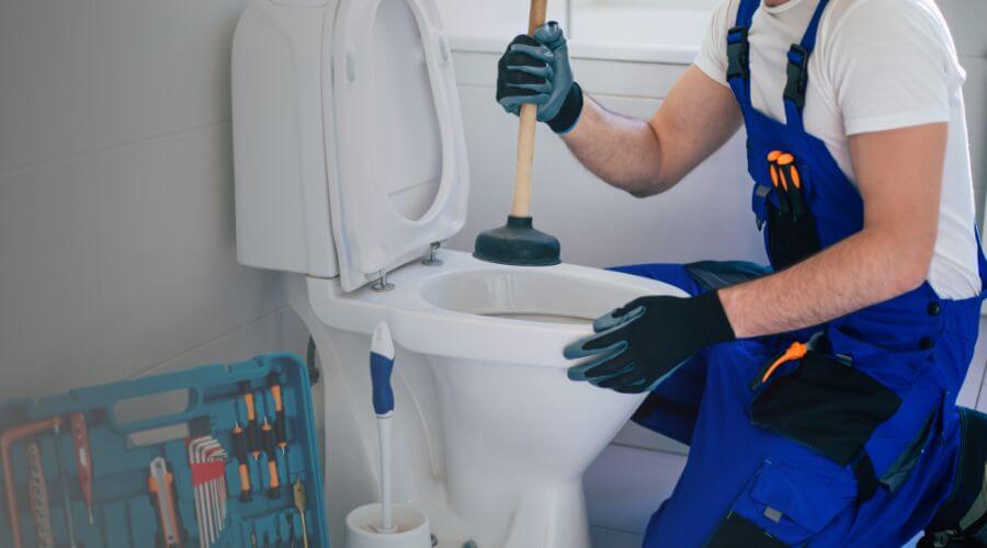 Professional septic pumping service in Auburn, IL